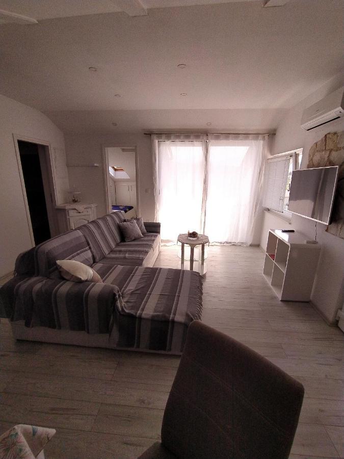 Apartments By The Sea Supetarska Draga - Donja, Rab - 2022 Esterno foto